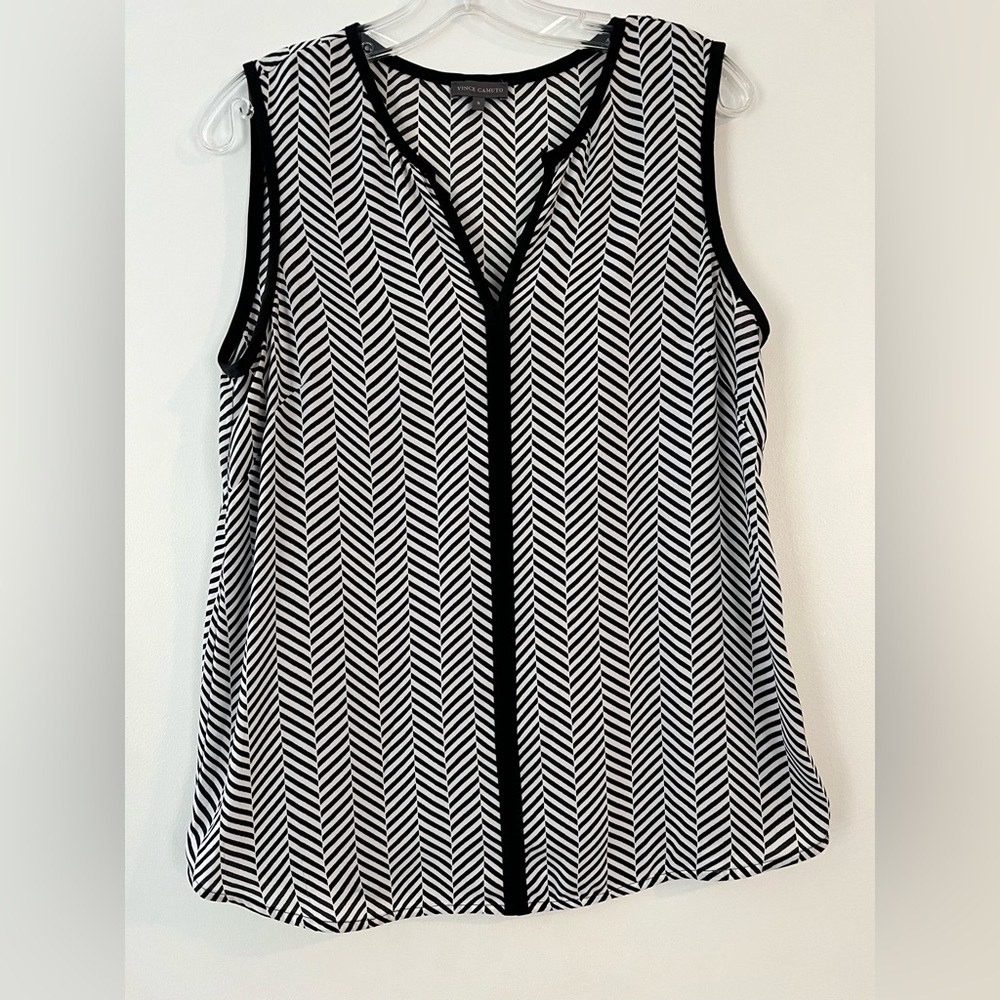 Vince Camuto Black and white patterned blouse